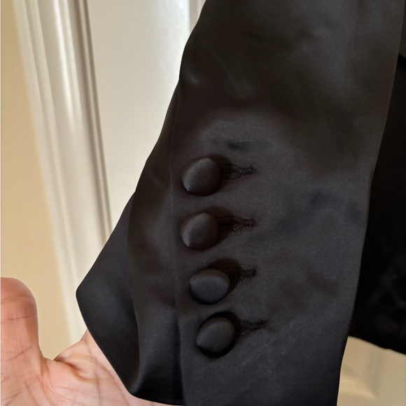 Torrid Classic Satin Black Blazer, Fully Lined NWT Size 12 - Picture 3 of 3